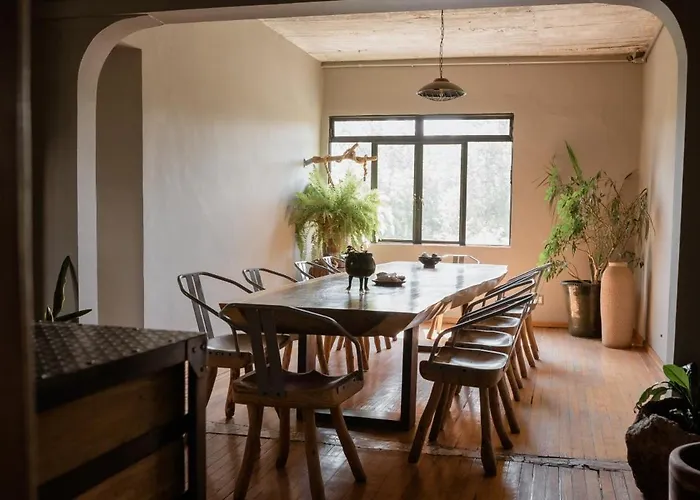 Casa Lomah Alameda 3*